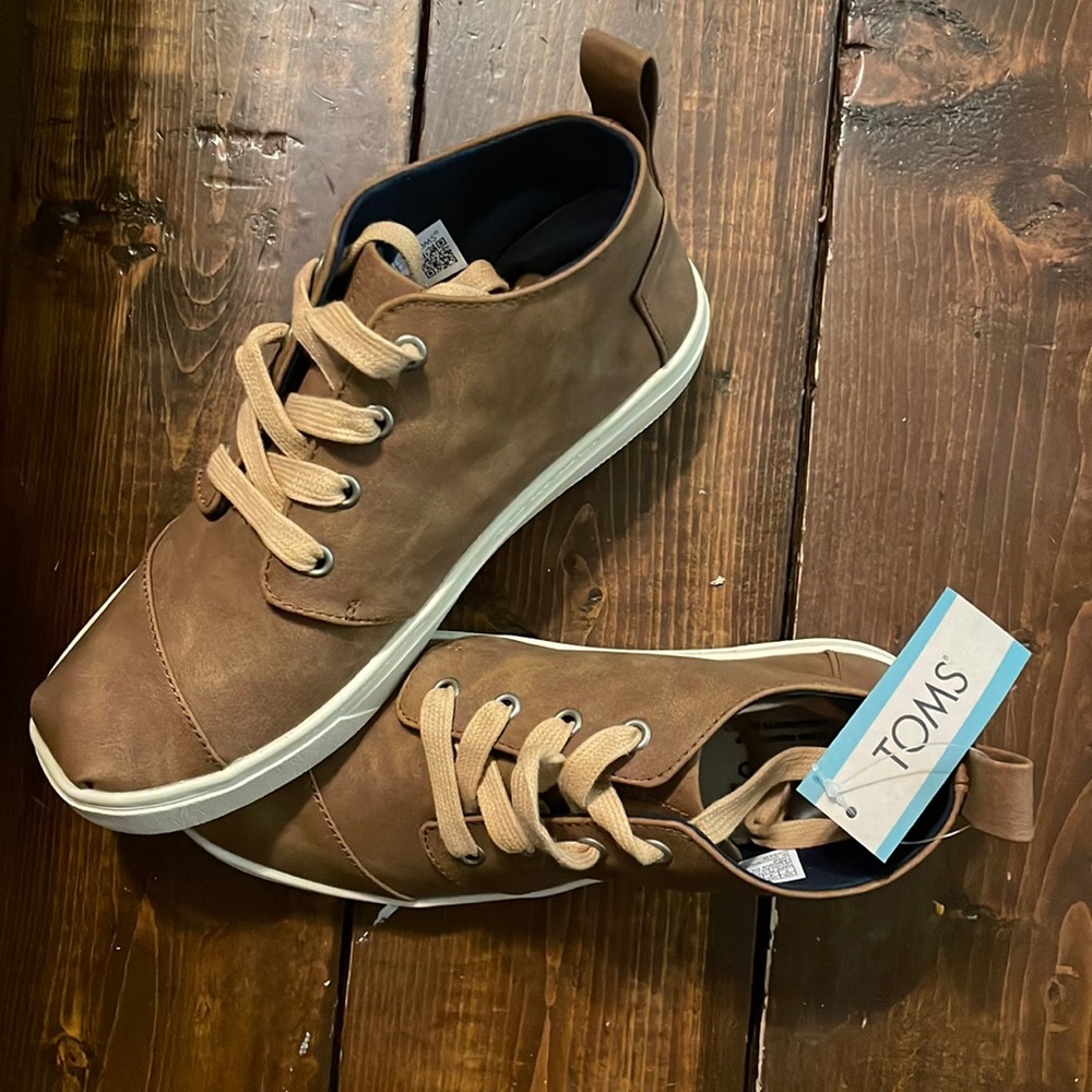 Tom’s Youth Botas Sneaker, size Y5, brown/ toffee microsuede